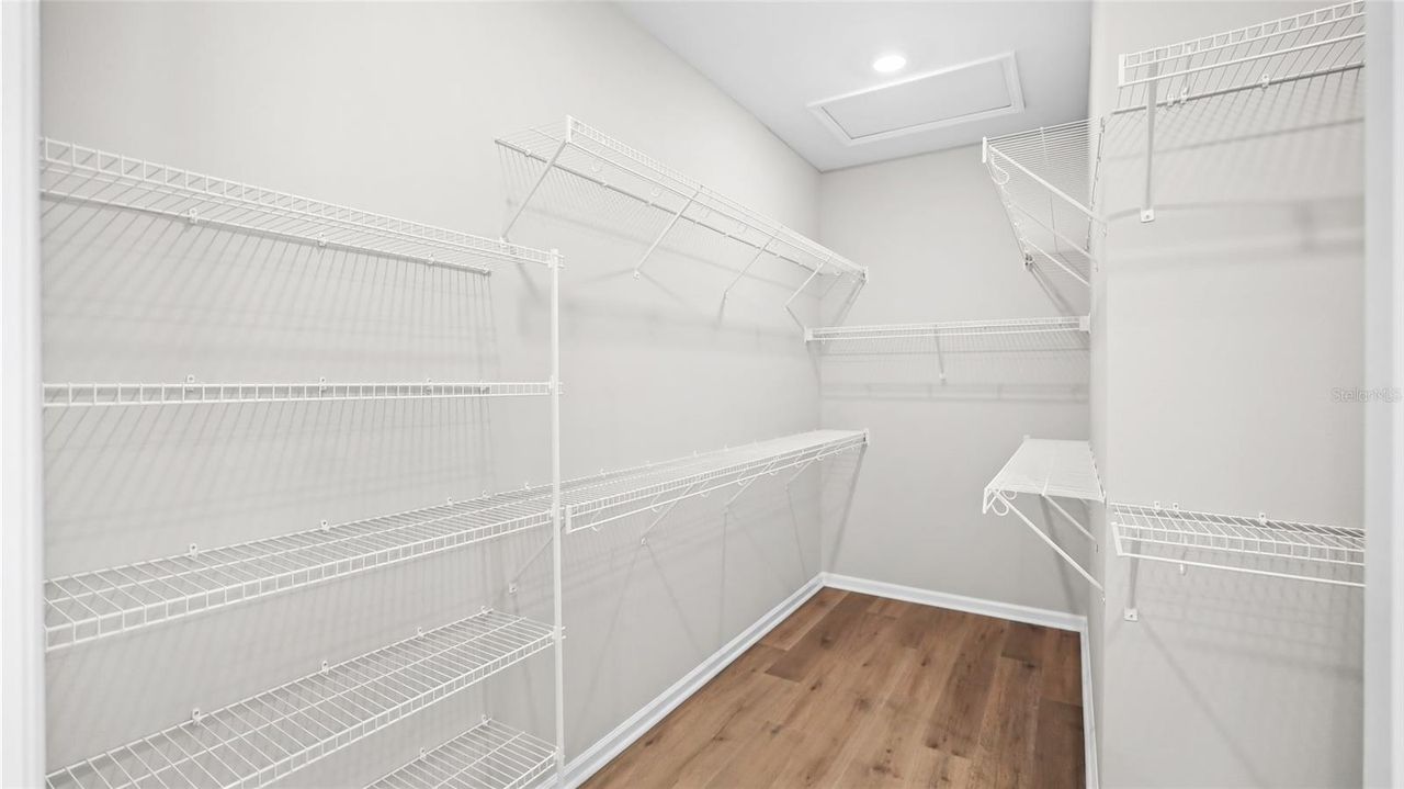 948 CLUB CRESSWIND DRIVE — photo 32