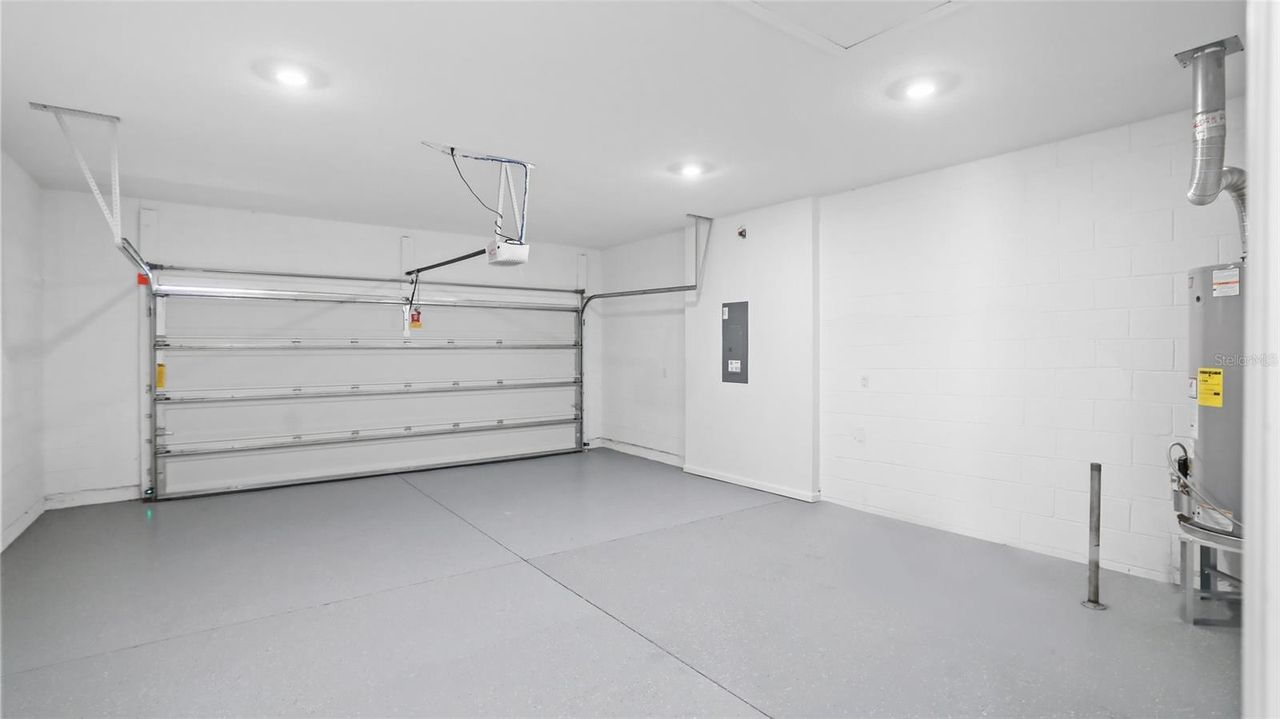 948 CLUB CRESSWIND DRIVE — photo 40