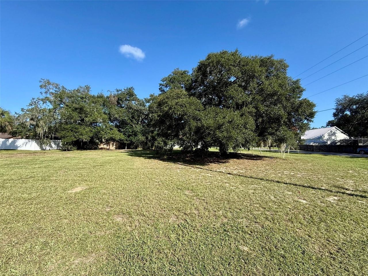 WAYCROSS AVENUE — photo 1