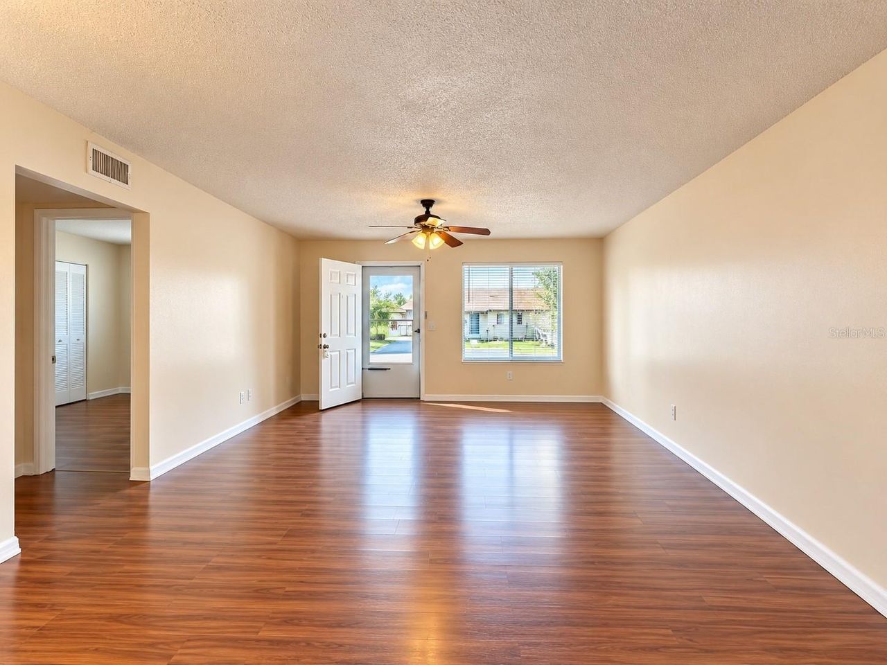 343 ROSEWOOD LANE — photo 3