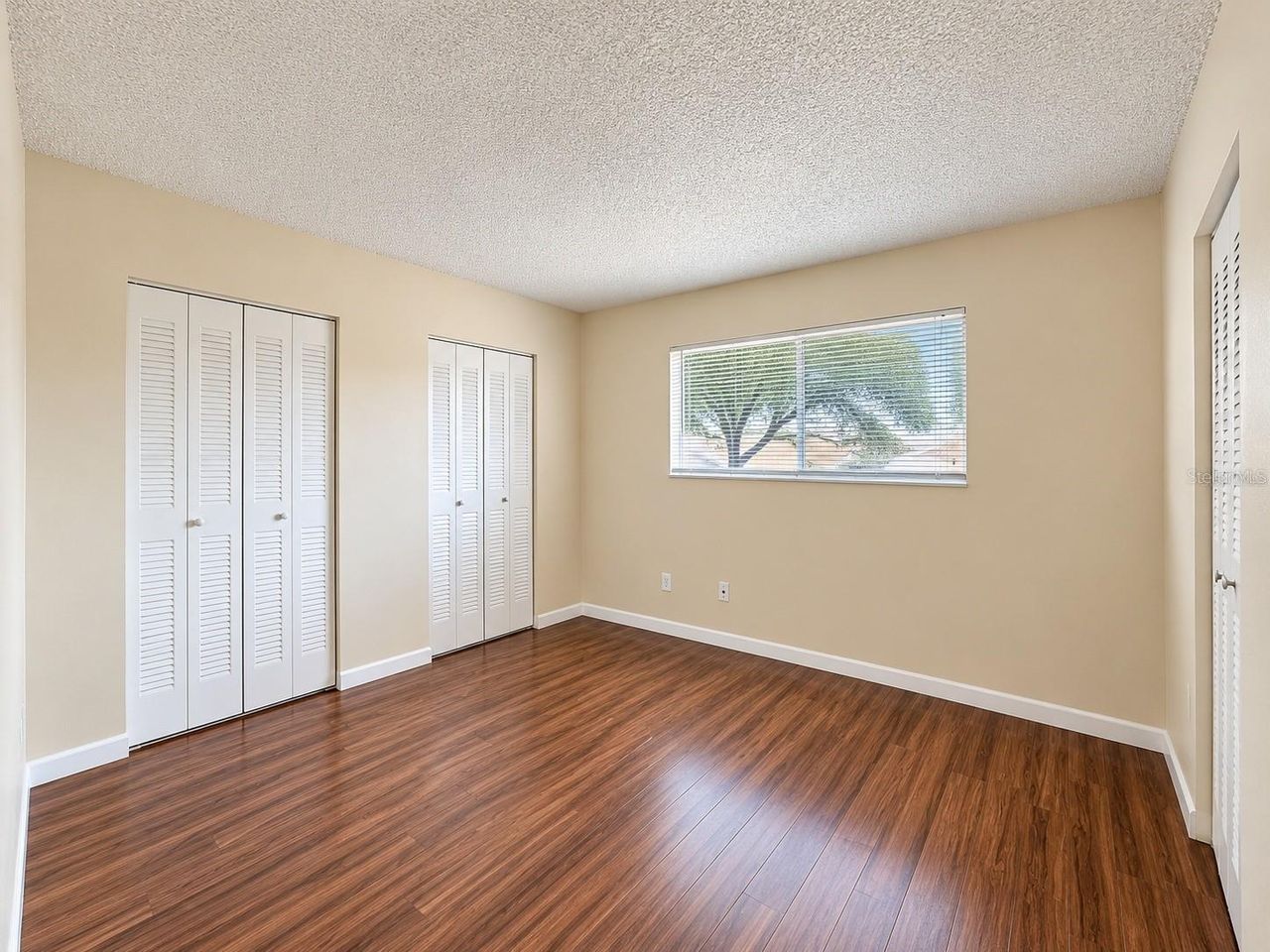 343 ROSEWOOD LANE — photo 12