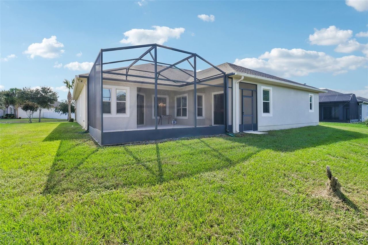 121 HARVEST GATE BOULEVARD — photo 27