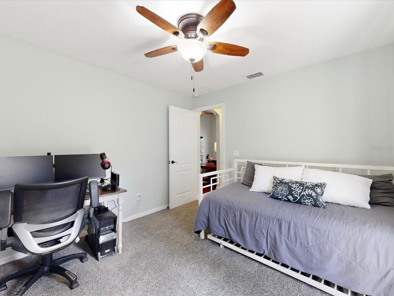 30526 HAWTHORN AVENUE — photo 25