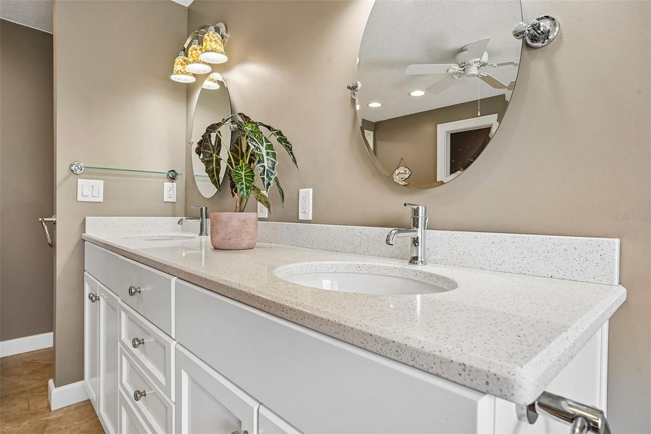1501 FAHNSTOCK STREET — photo 36
