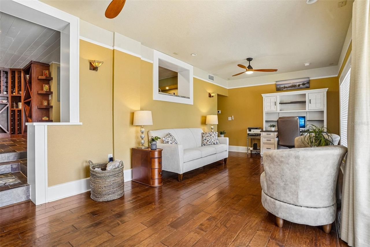 1501 FAHNSTOCK STREET — photo 44