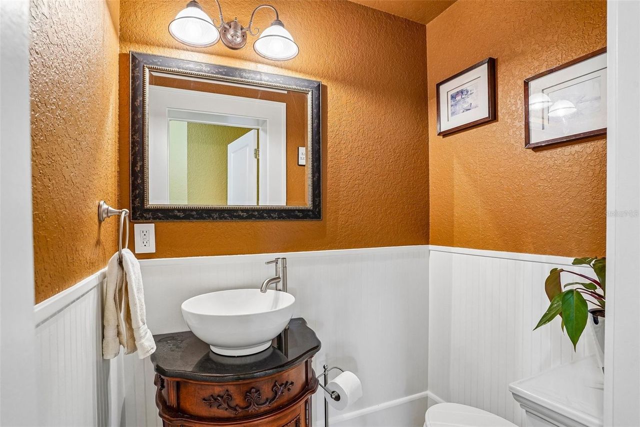 1501 FAHNSTOCK STREET — photo 46