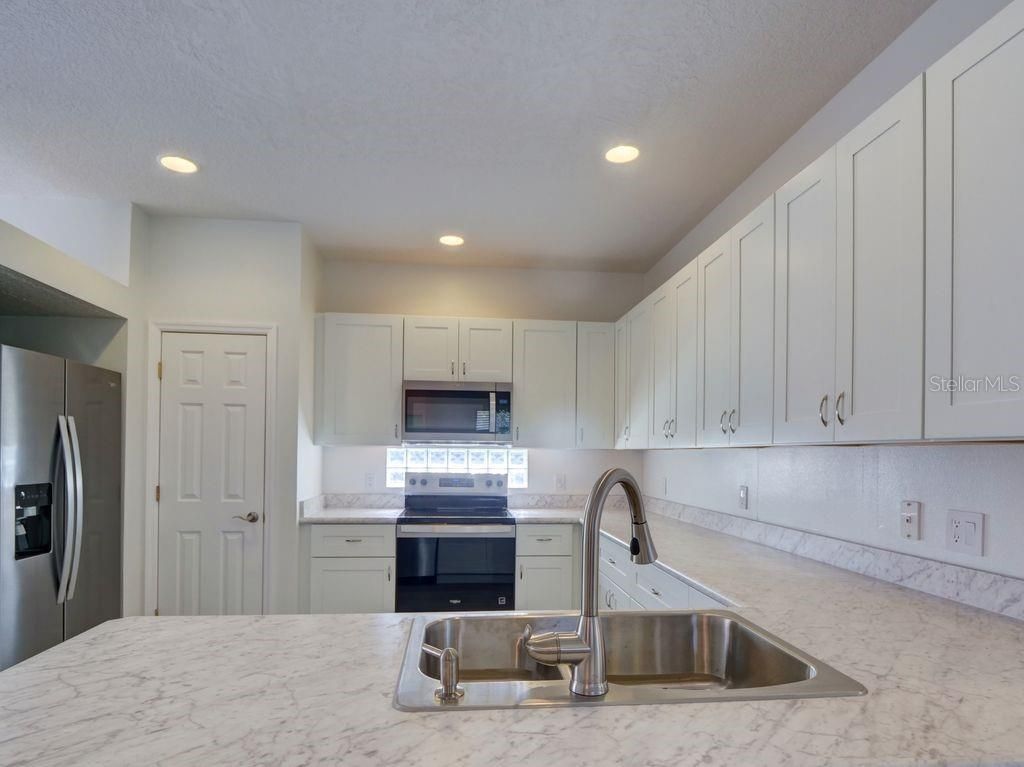9013 HEATHLAND COURT — photo 12