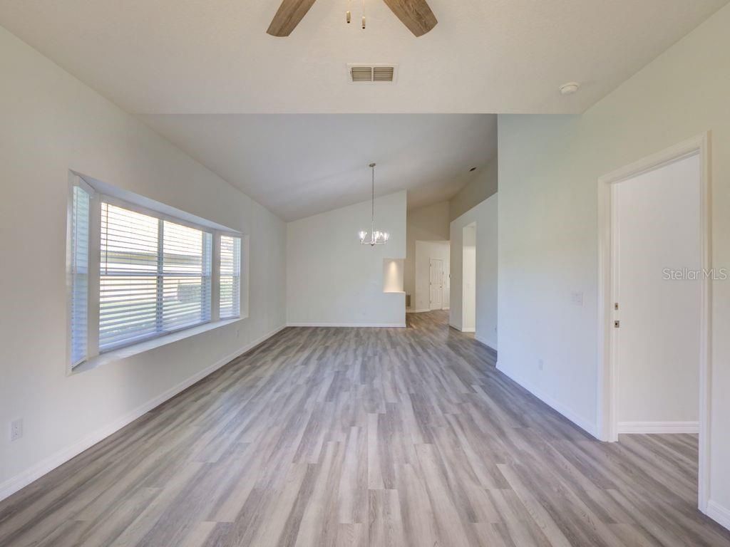 9013 HEATHLAND COURT — photo 22