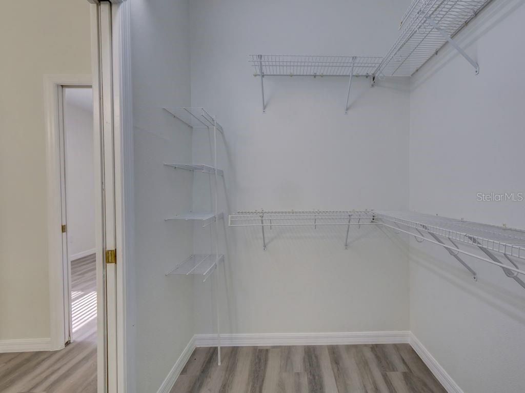 9013 HEATHLAND COURT — photo 37