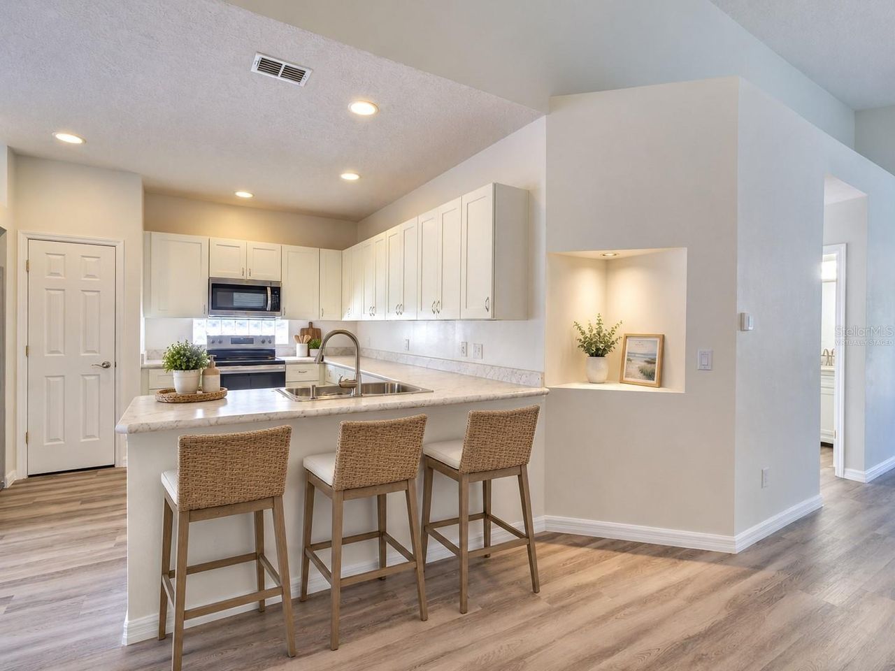 9013 HEATHLAND COURT — photo 10