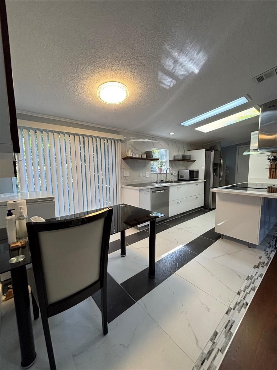 214 MORNINGSIDE AVENUE — photo 8