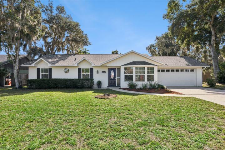 5246 ROYAL OAK DRIVE, FRUITLAND PARK, FL