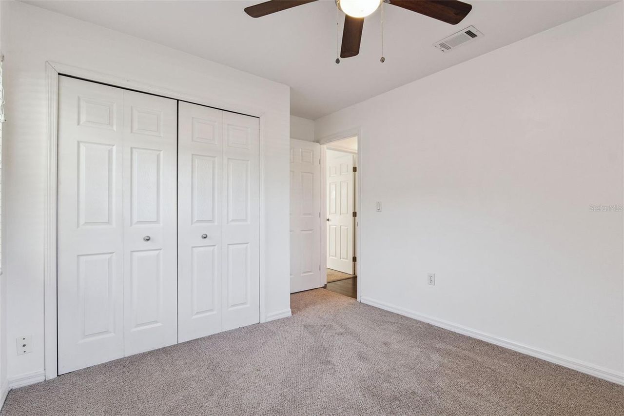 5246 ROYAL OAK DRIVE — photo 24