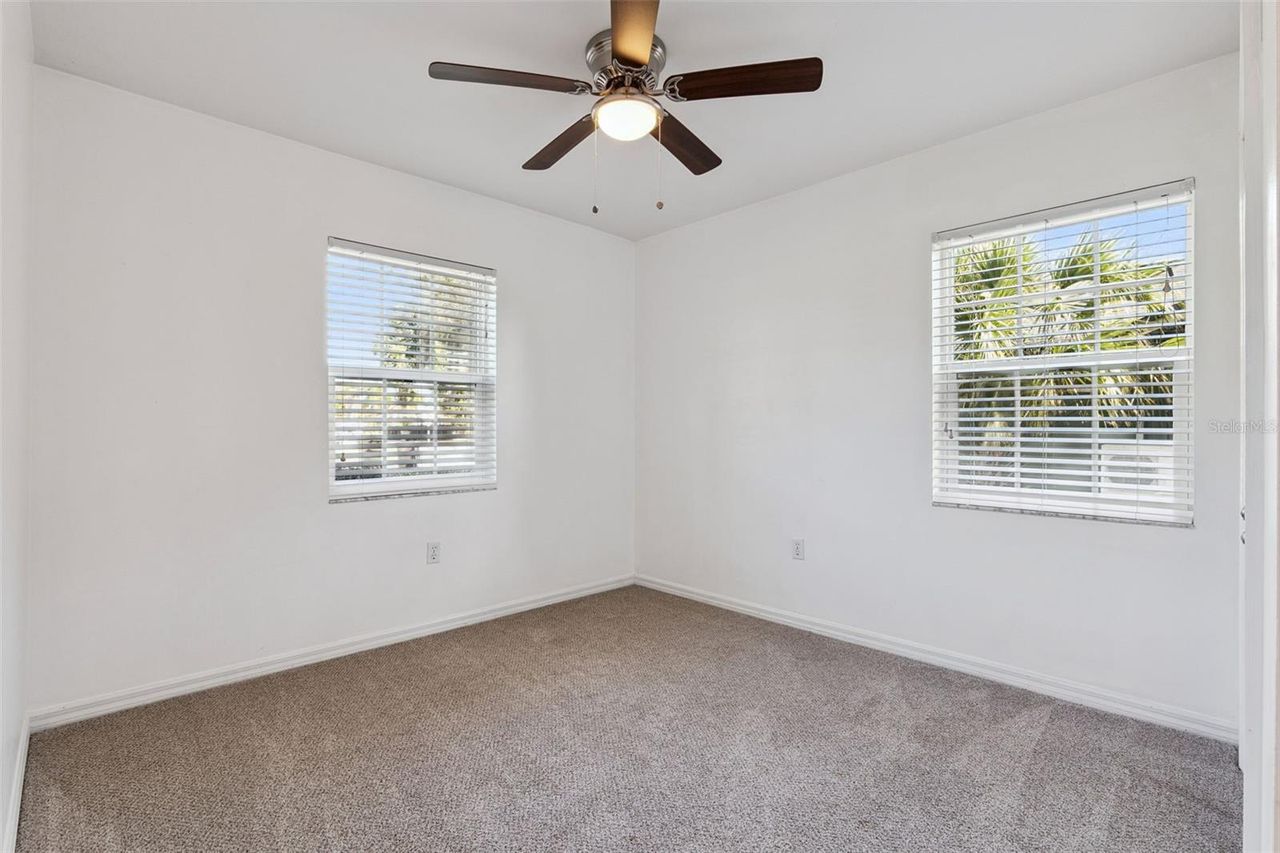 5246 ROYAL OAK DRIVE — photo 25