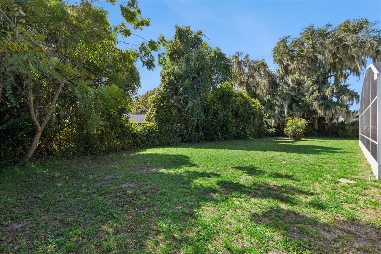 5246 ROYAL OAK DRIVE — photo 39