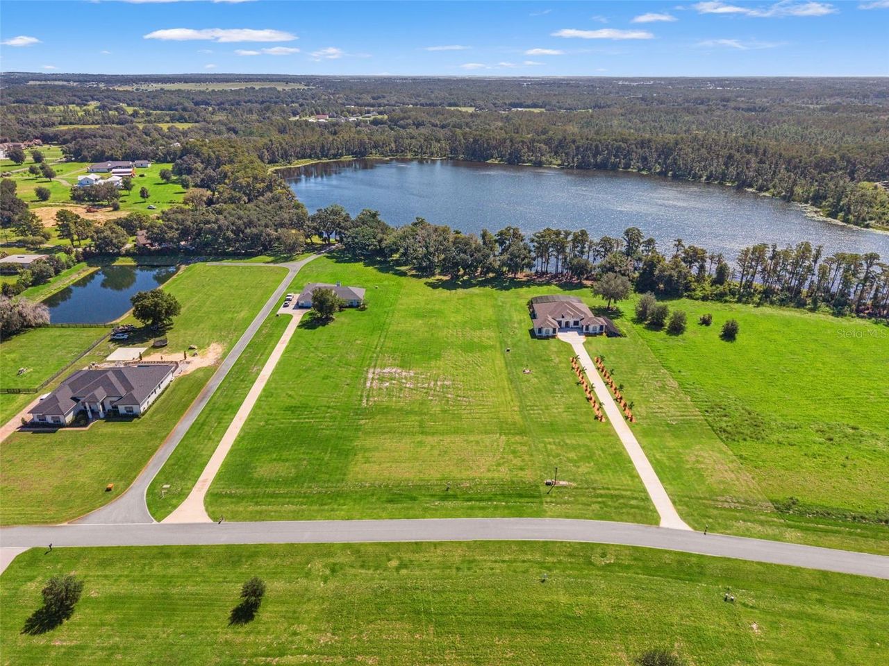 5084 LAKESHORE RANCH ROAD — photo 3