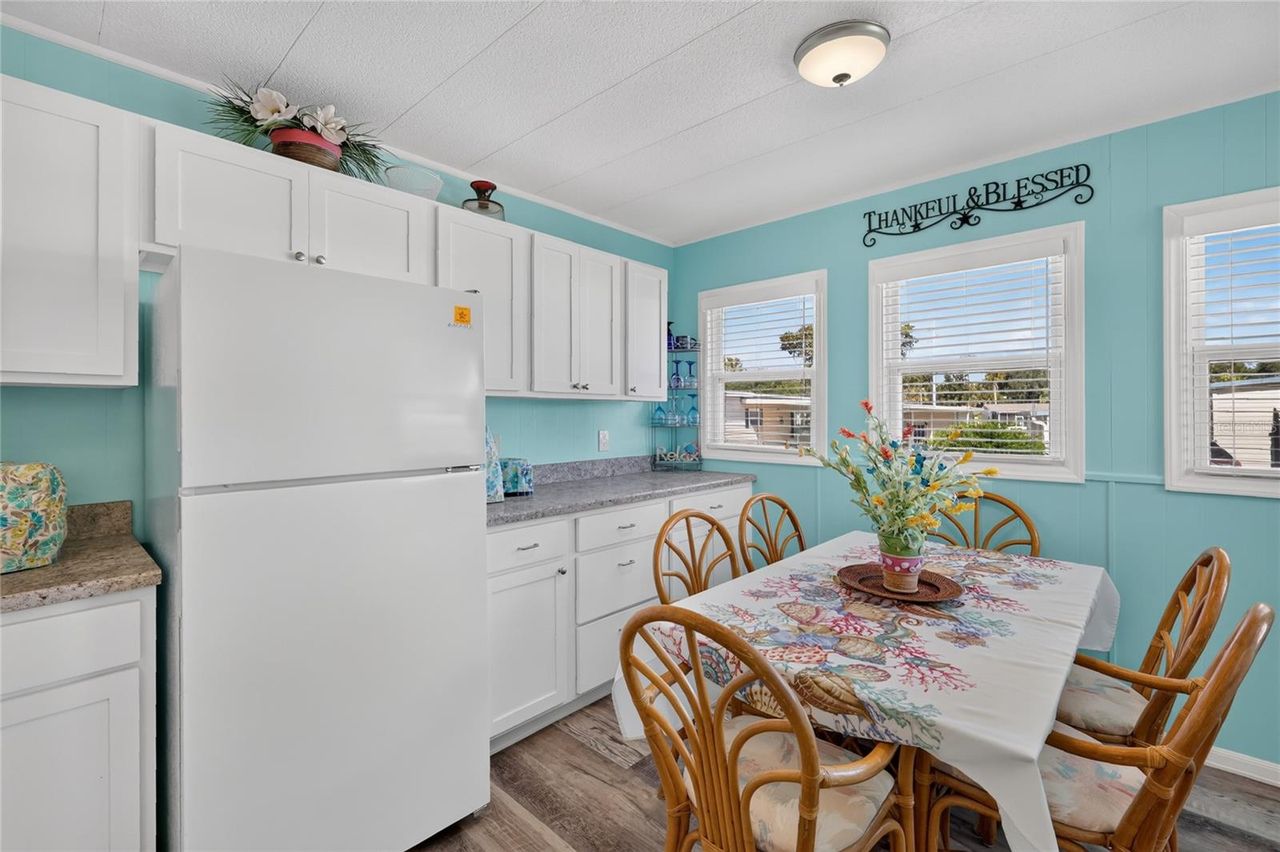 565 TAMMI DRIVE — photo 14