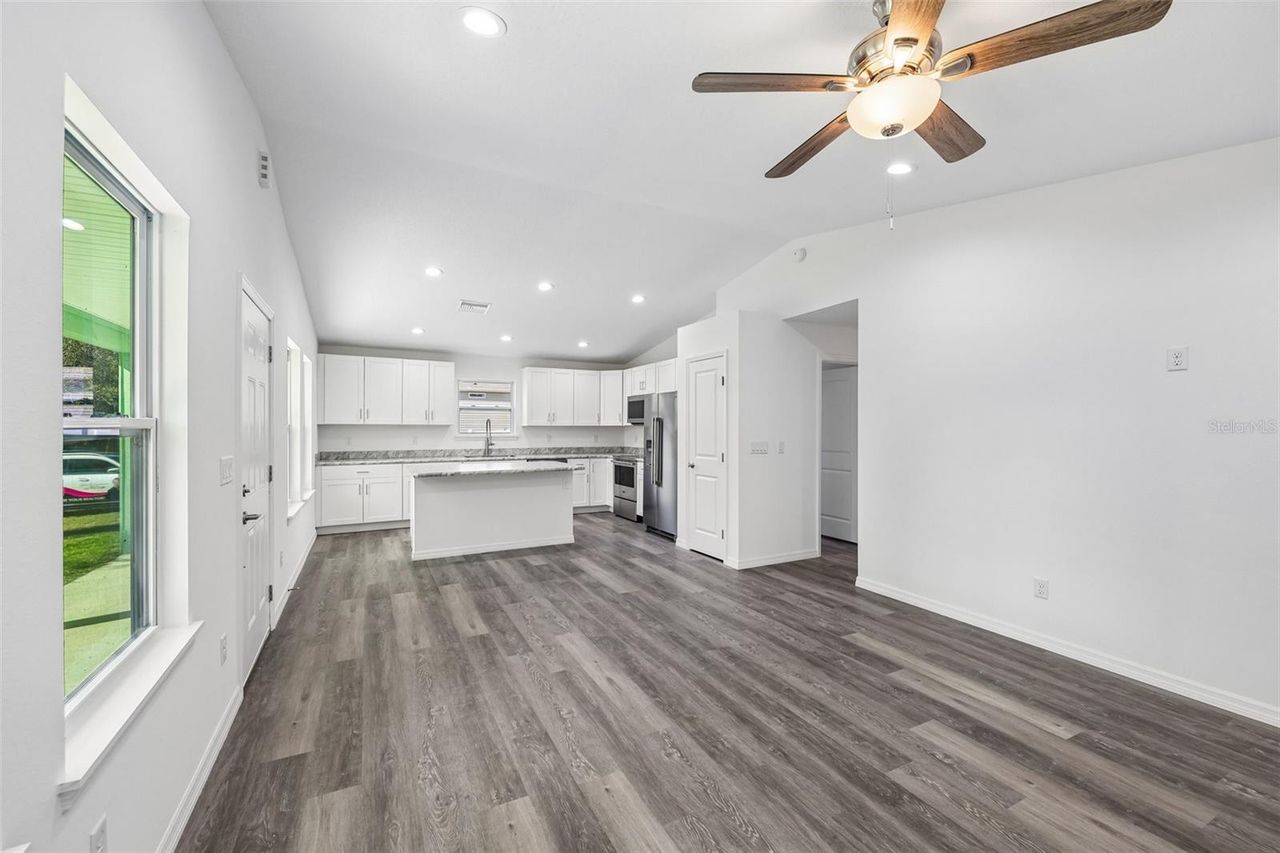 40091 OAKRIDGE DRIVE — photo 8
