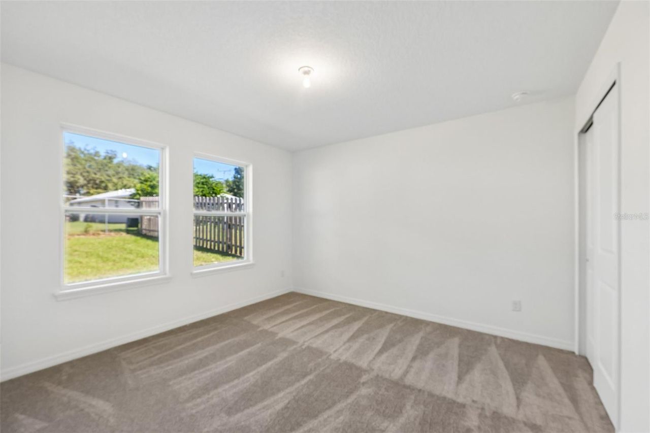 40091 OAKRIDGE DRIVE — photo 18