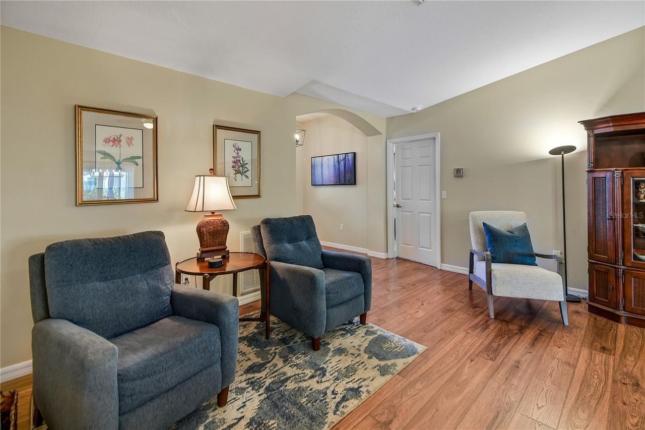1019 MEADOWBEND DRIVE — photo 10