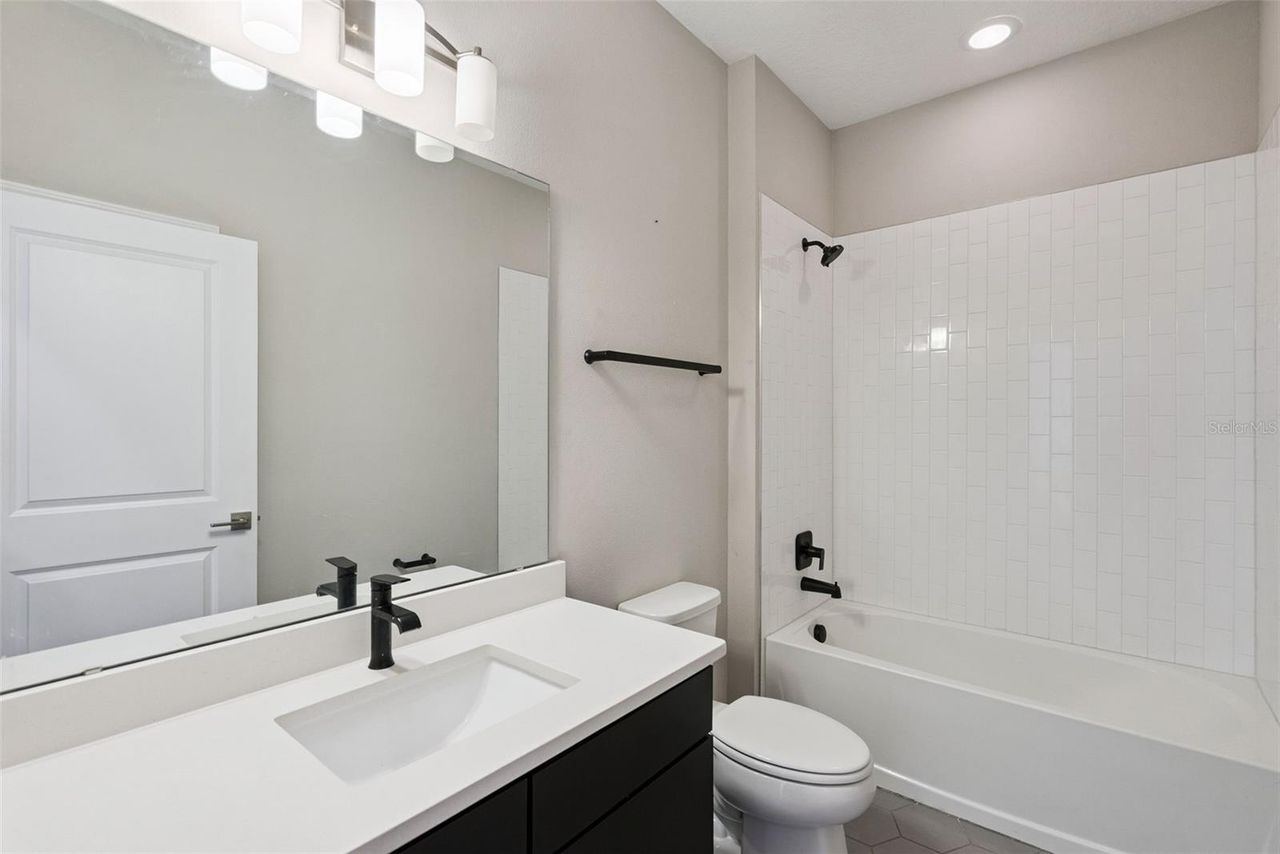 4417 LIONS GATE AVENUE — photo 20