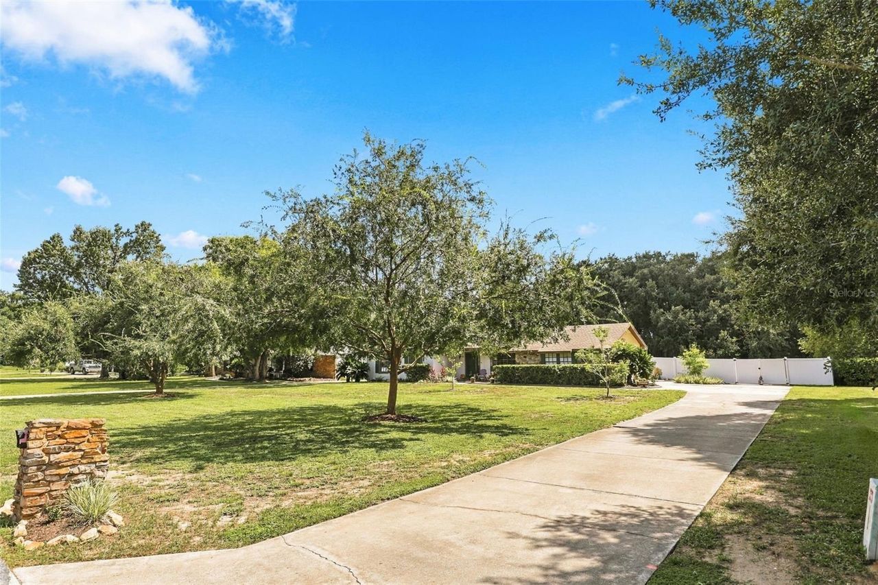 2460 CROOKED LAKE CLUB BOULEVARD — photo 3