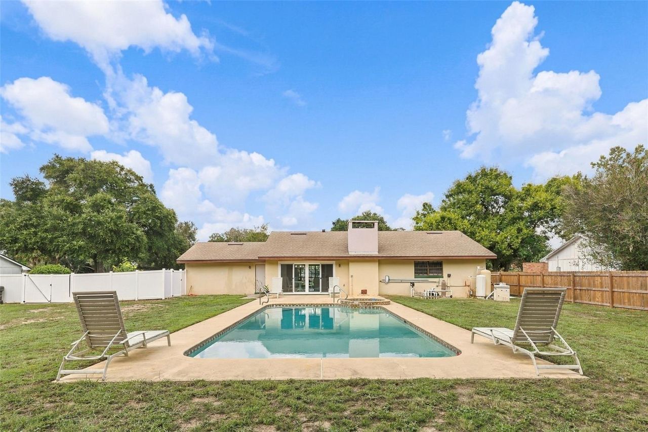 2460 CROOKED LAKE CLUB BOULEVARD — photo 34