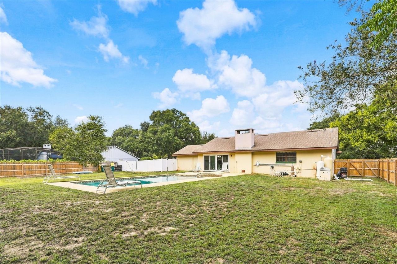 2460 CROOKED LAKE CLUB BOULEVARD — photo 35