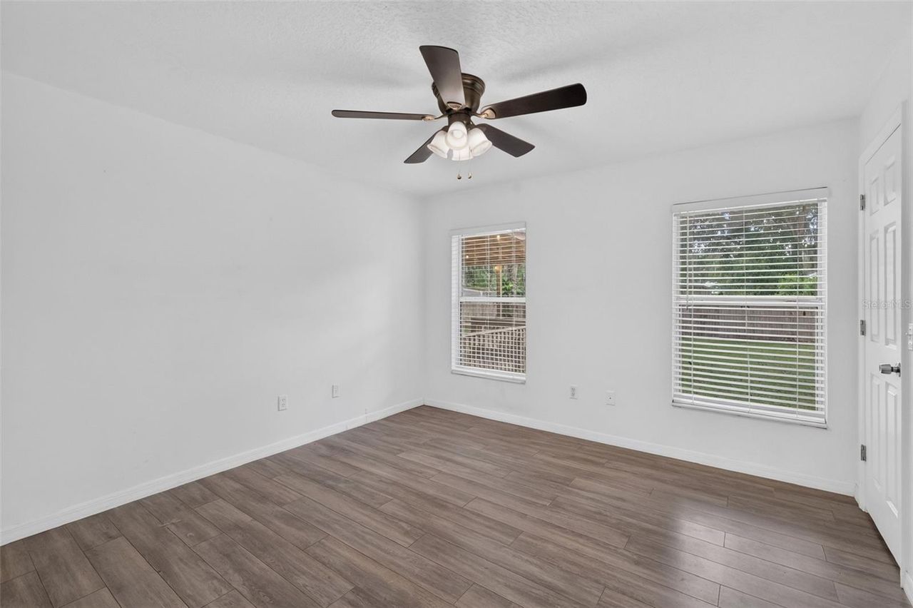906 KENTUCKY BOULEVARD — photo 11
