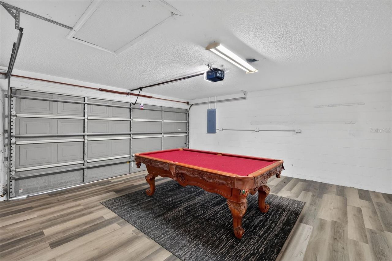 906 KENTUCKY BOULEVARD — photo 27
