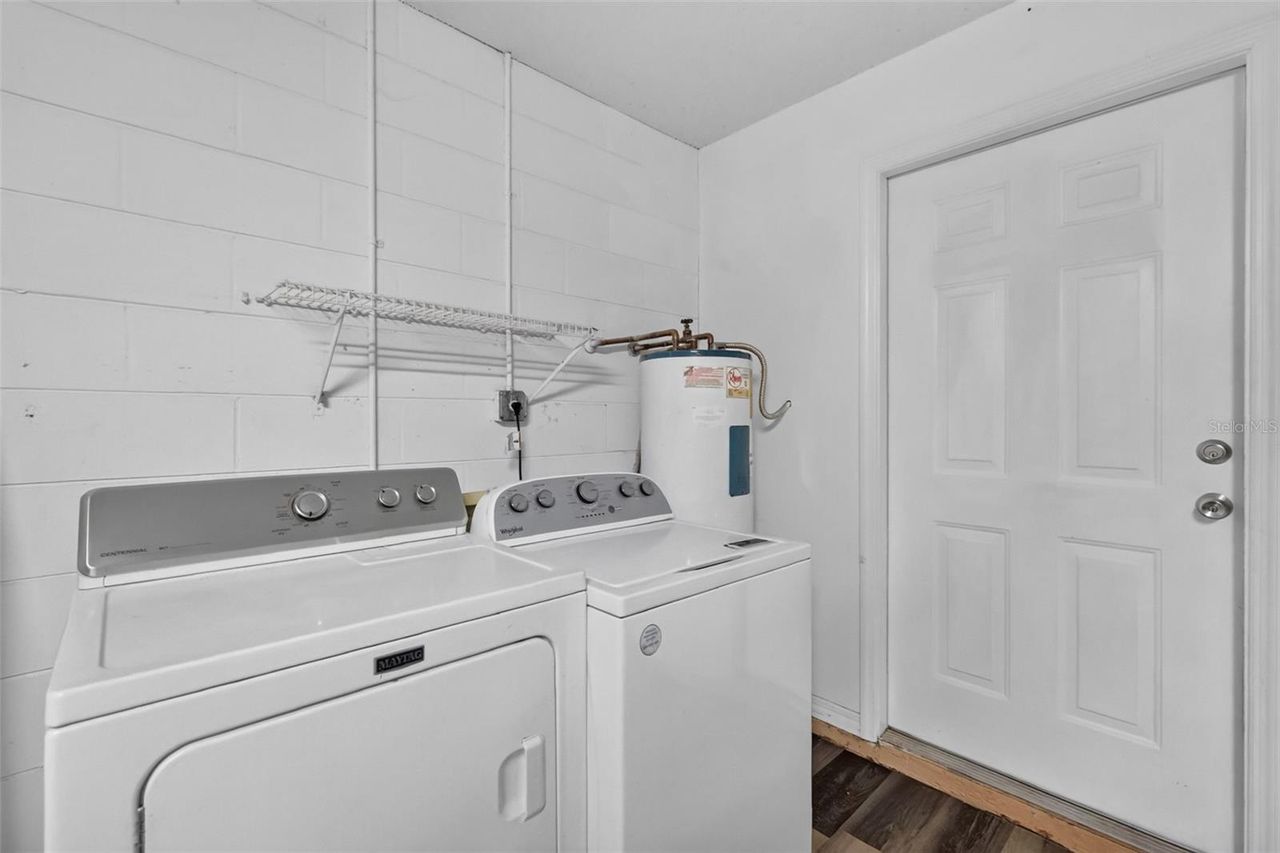 906 KENTUCKY BOULEVARD — photo 29