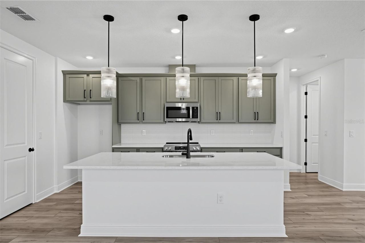 30139 EMERALD FOREST DRIVE — photo 7
