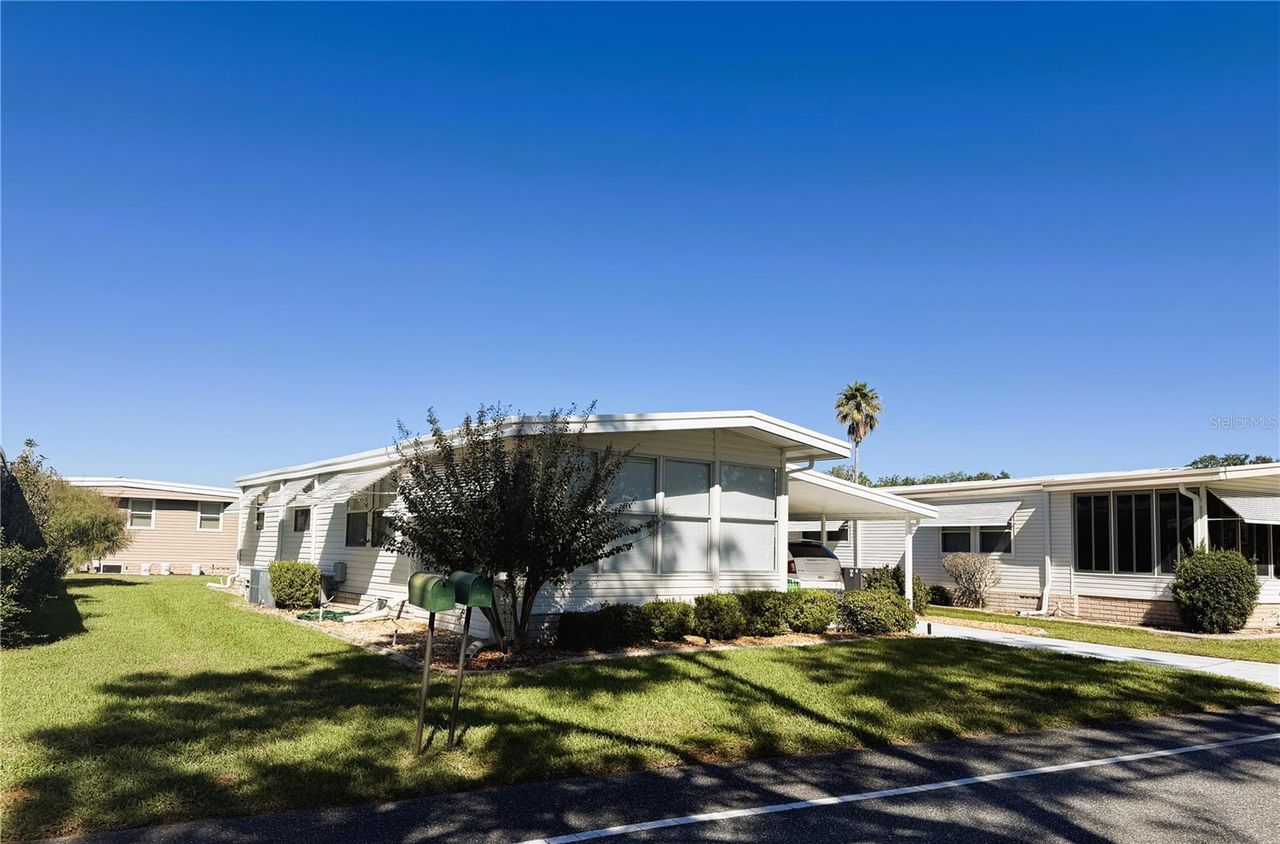 353 HAWTHORNE BOULEVARD — photo 3
