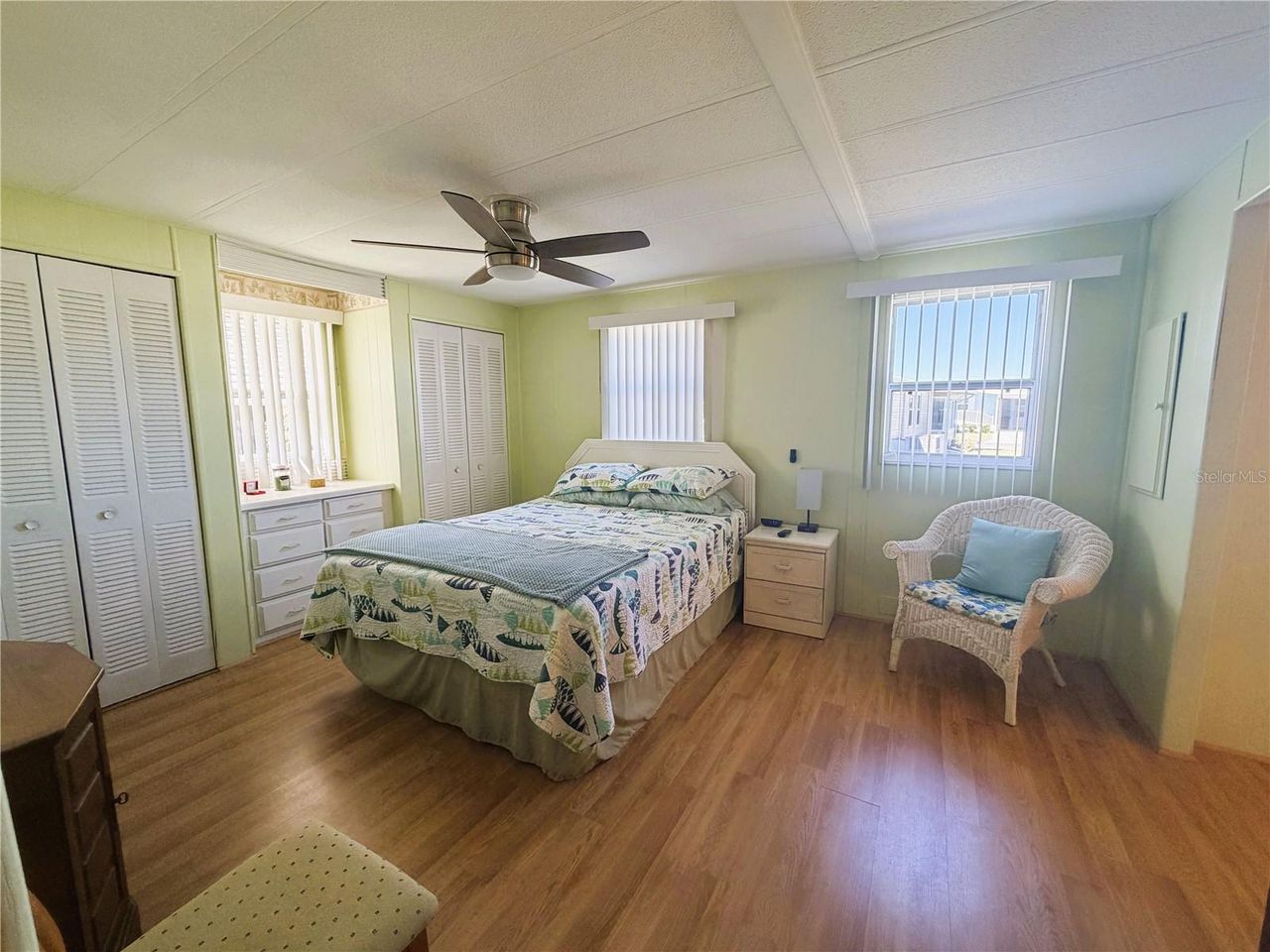 353 HAWTHORNE BOULEVARD — photo 24