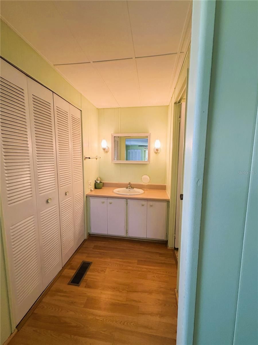 353 HAWTHORNE BOULEVARD — photo 28