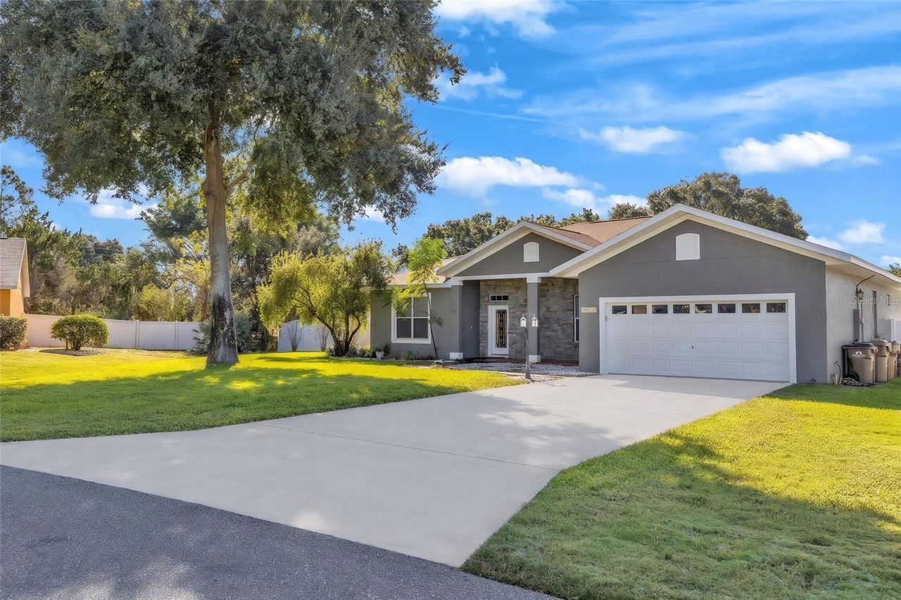 10240 BARRINGTON COURT — photo 3