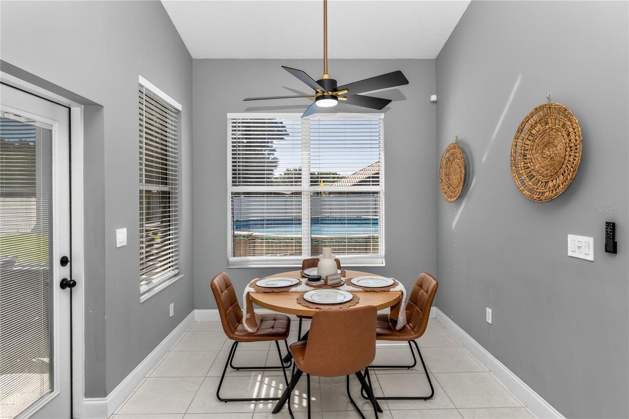 10240 BARRINGTON COURT — photo 17