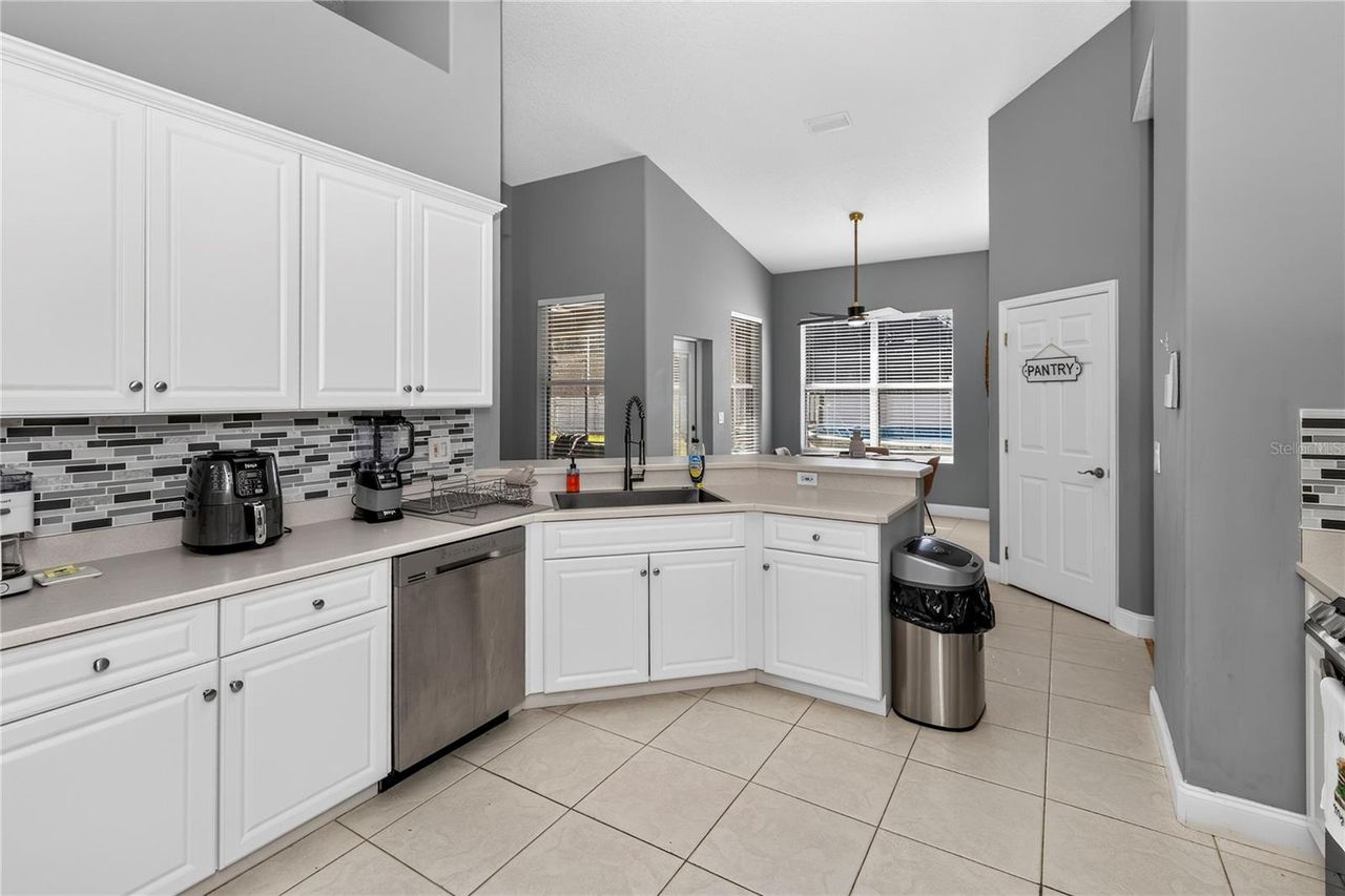 10240 BARRINGTON COURT — photo 20