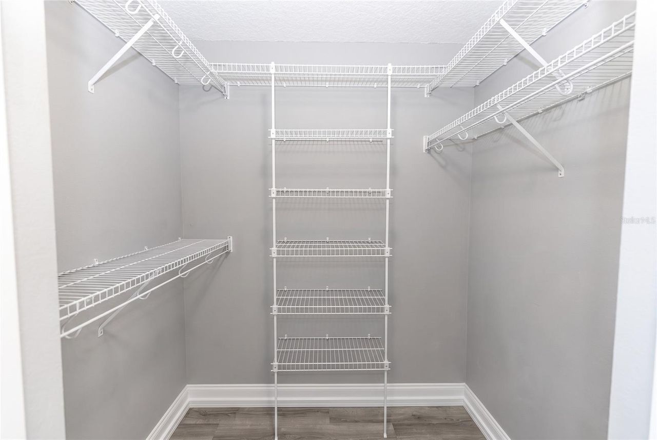 10240 BARRINGTON COURT — photo 36