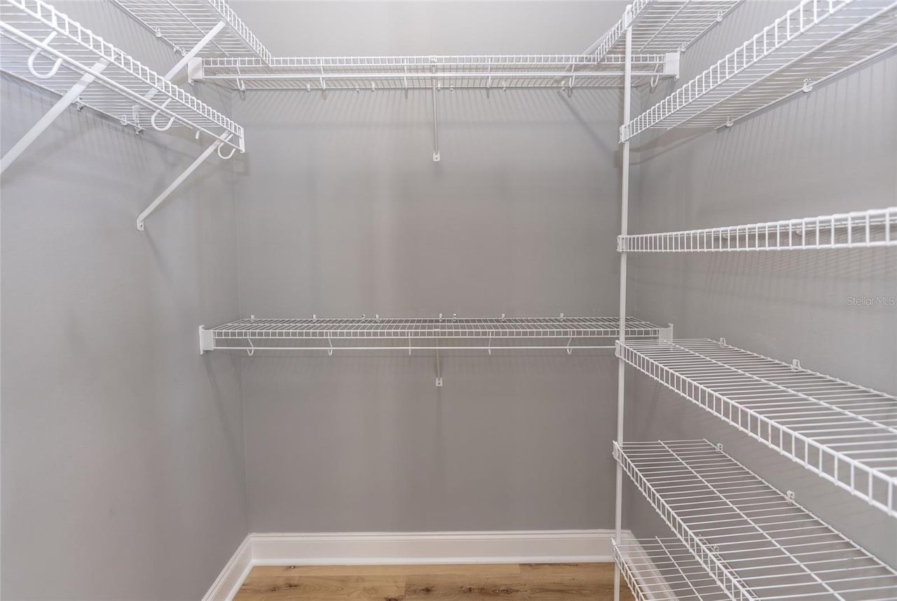 10240 BARRINGTON COURT — photo 37