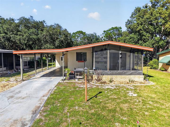 2005 STACEY DR, MOUNT DORA, FL