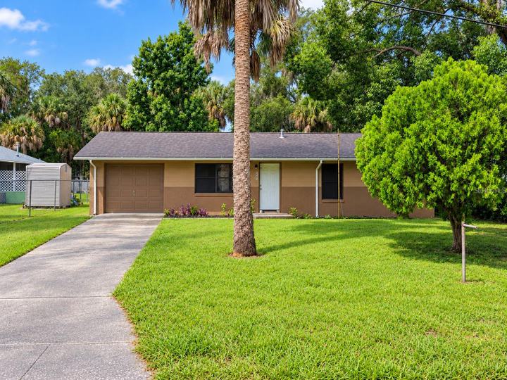 1311 CLAYTON STREET, MOUNT DORA, FL