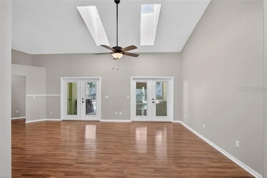 112 MADRONA DRIVE — photo 12