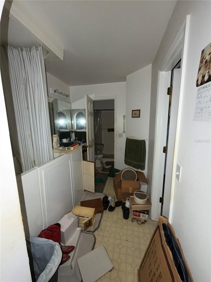 16116 DORCHESTER BOULEVARD — photo 8