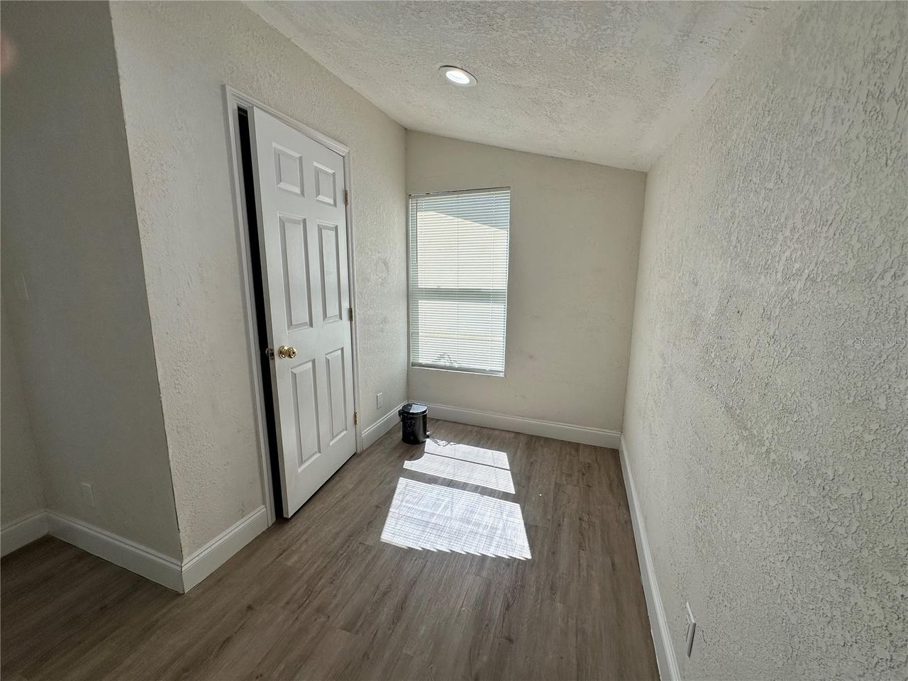 1208 BONAIRE DRIVE — photo 11