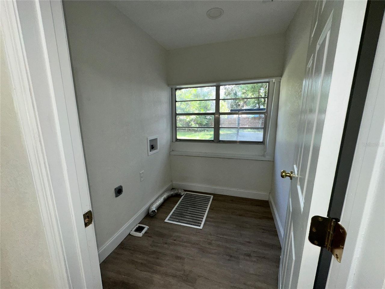 1208 BONAIRE DRIVE — photo 18