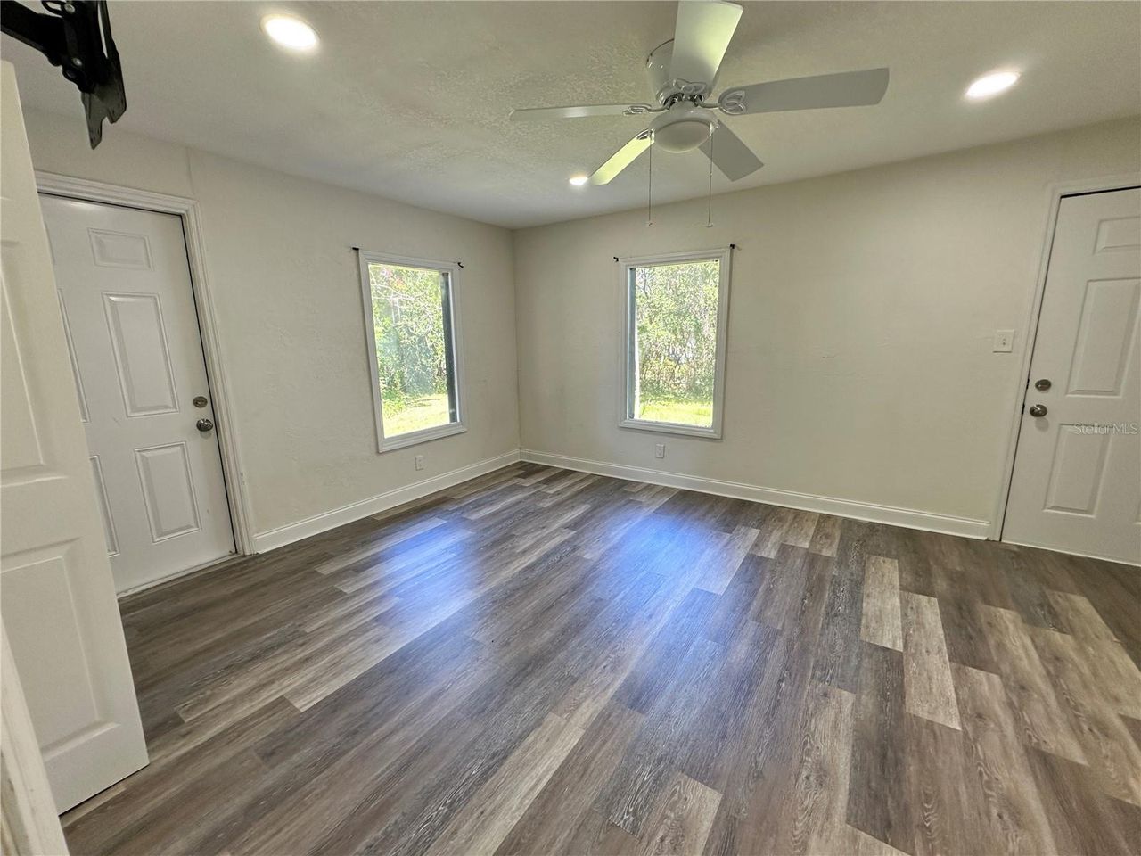 1208 BONAIRE DRIVE — photo 19
