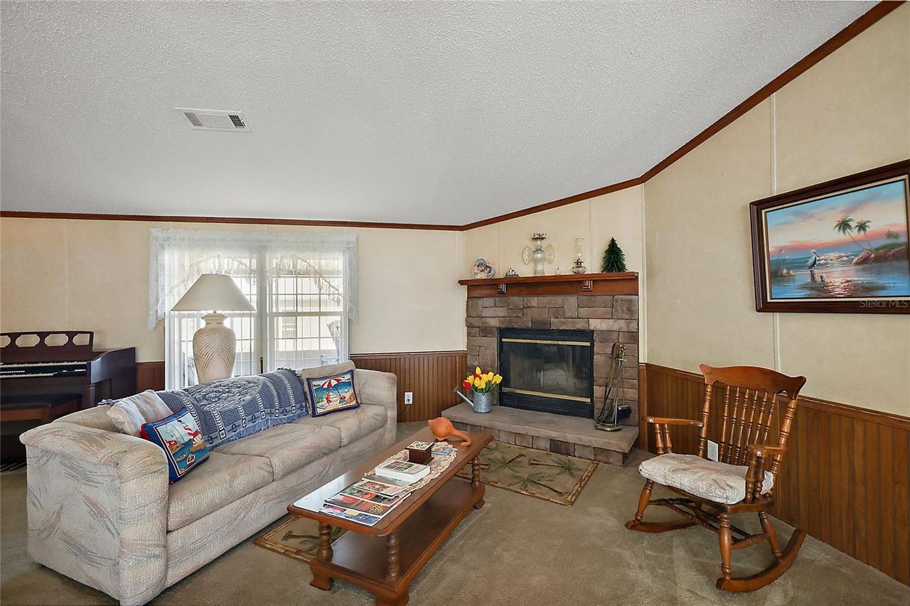 37945 MONTICELLO STREET — photo 5