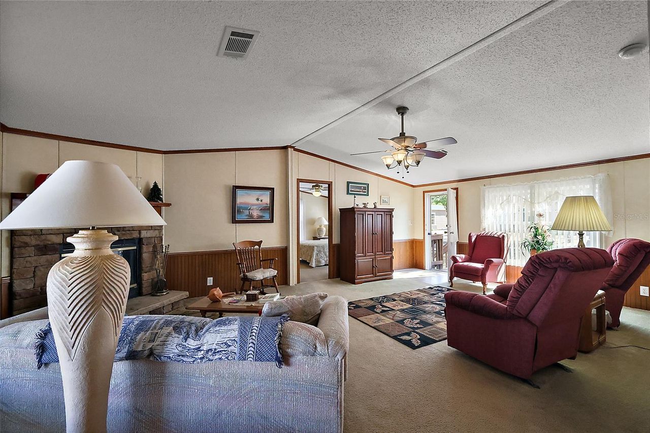 37945 MONTICELLO STREET — photo 7