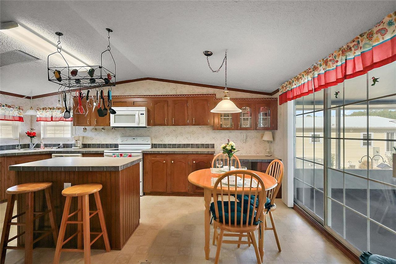 37945 MONTICELLO STREET — photo 10